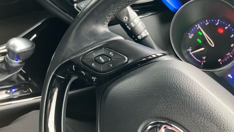 Toyota C-HR 1.2T Dynamic 5dr CVT Petrol Hatchback